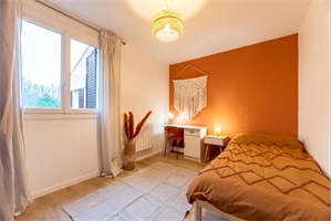 chambre à la location -   27000  EVREUX, surface 18 m2 location chambre - UBI421917625